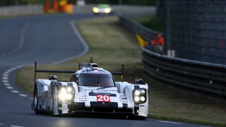 Повреда спря Porsche с №20 час и половина преди финала