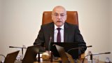 Служебният премиер и Корнелия Нинова влязоха в пререкание за доходите