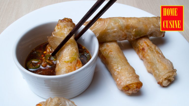 Пролетни рулца с пиле