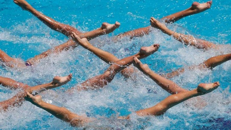Украинките впечатлиха с волната си програма на олимпийската квалификация по синхронно плуване в Рио.