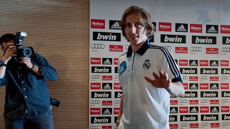 Най-логичната причина за привличането на Лука Модрич в Реал (Мадрид) засега изглежда продажбата на фланелки с неговото име