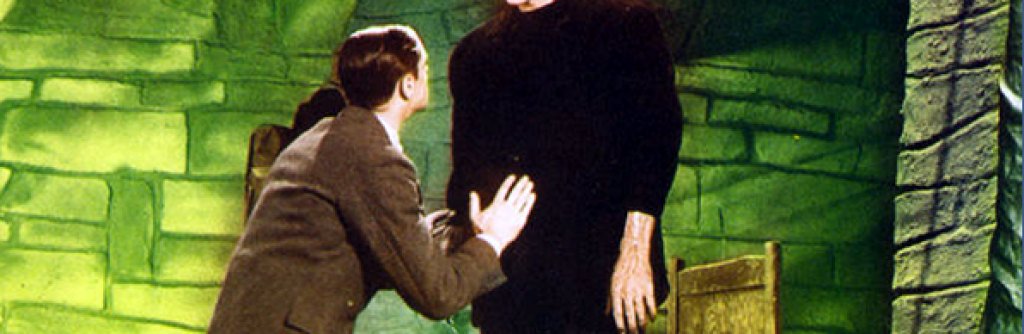FrankensteinLobbyCardKarloffandClive