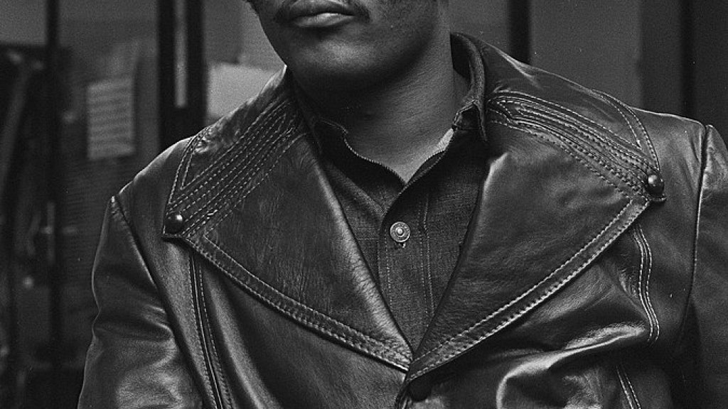 675px-George_Foreman_(1973)