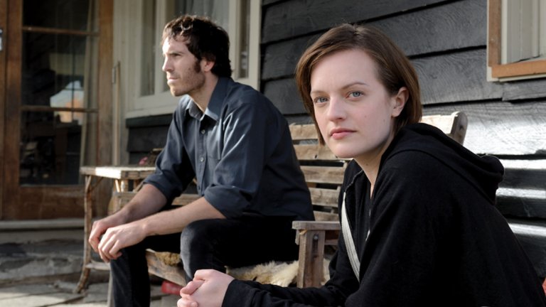 Елизабет Мос
Актрисата от "Момчета от Медисън Авеню" участва и в сериала "Историята на прислужницата" тази година. Тя се завръща и във втория сезон на "Top of The Lake" заедно с Никол Кидман. Очакват я още три филмови премиери по-късно тази година, както и една (известна досега) през 2018. А наскоро стана ясно, че ще има и втори сезон на "Историята на прислужницата"...