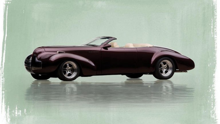 Прототипът Buick Blackhawk е създаден през 2000 година в чест на 100-годишния юбилей на марката. Пол и Крис Андрюс са на загуба от тази кола - те я купуват от GM през 2009 година за 522 500 долара, а цената й сега стигна едва 363 000 долара