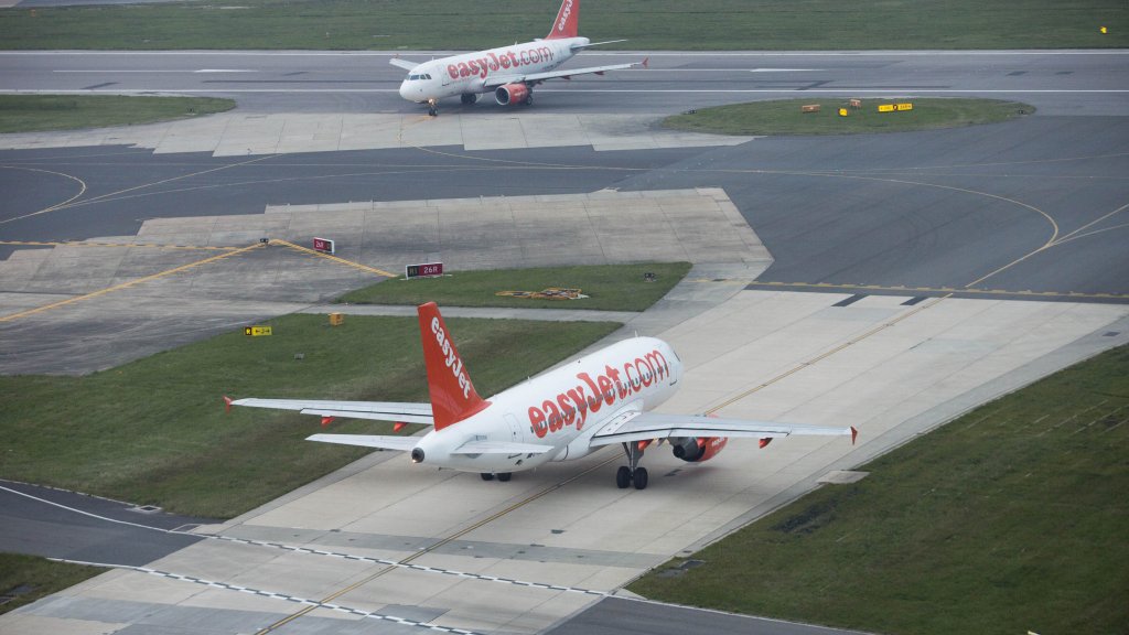 easyJet