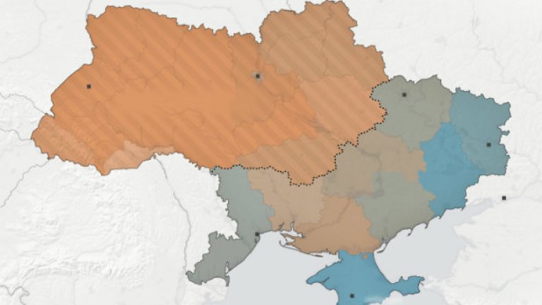 Политическото разделение в Украйна е плод на културните различия, които са ясно регионално изразени. На изборите през 2010 г. опозицията получи най-голяма подкрепа в западните части, в които и се говори предимно украински, а хората подкрепят европейския път на страната.

На картата от кафяво към синьо е изразен процента на хората, които говорят съответно украински и руски. 