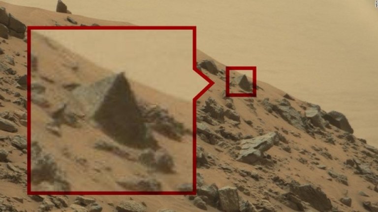 Конспираторите твърдят, че това е пирамида с размера на малка кола, но може да се окаже само връх на пирамида, заровена по-дълбоко