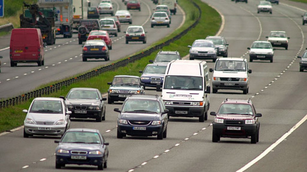 traffic on the M4
