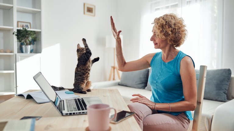 Работодателите трябва да поемат и всички разходи за онези служители, които решат да работят от вкъщи