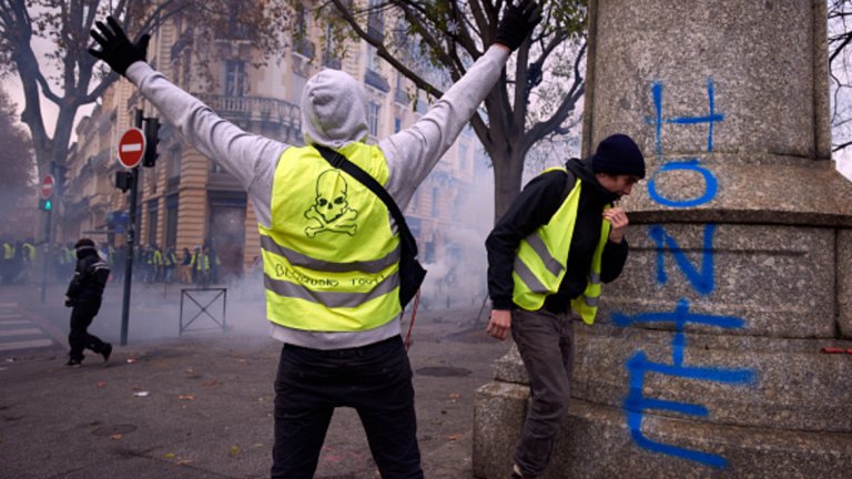 Премиерът Едуар Филип предлага примирие на уличните демонстранти