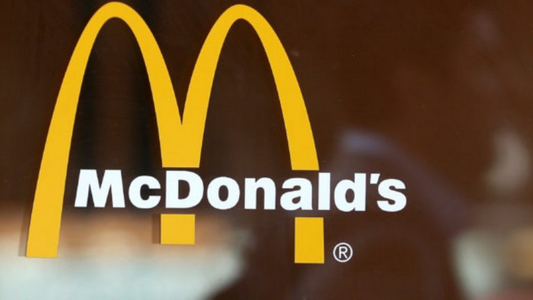 11) McDonald`s	

Стойност на бранда: 44.1 млрд. долара
Годишно изменение: +3 процента