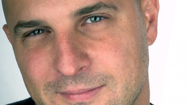 В храмът Господен се молим за здраве, щастие, любов и отдаваме почит към мъртвите. Затова е храм!