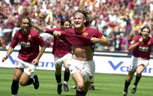 Рома имаше велик отбор през 2001-а.