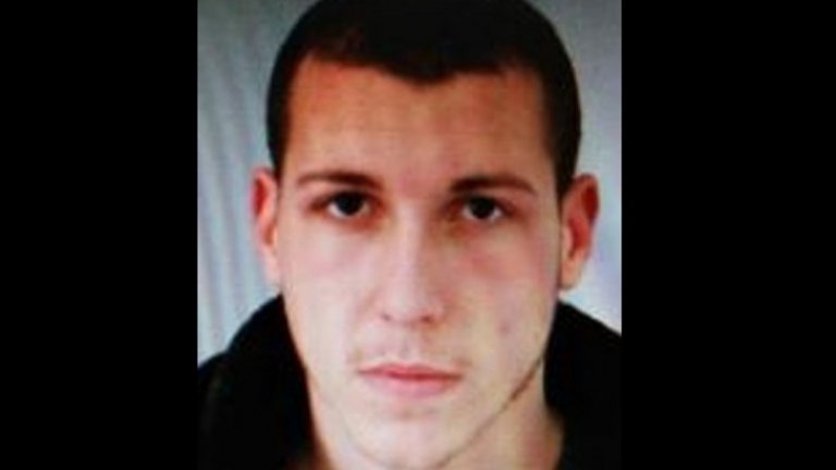 Арестуваният извършител е криминално проявен, а в колата му са открити "атрибути за наказателни акции"