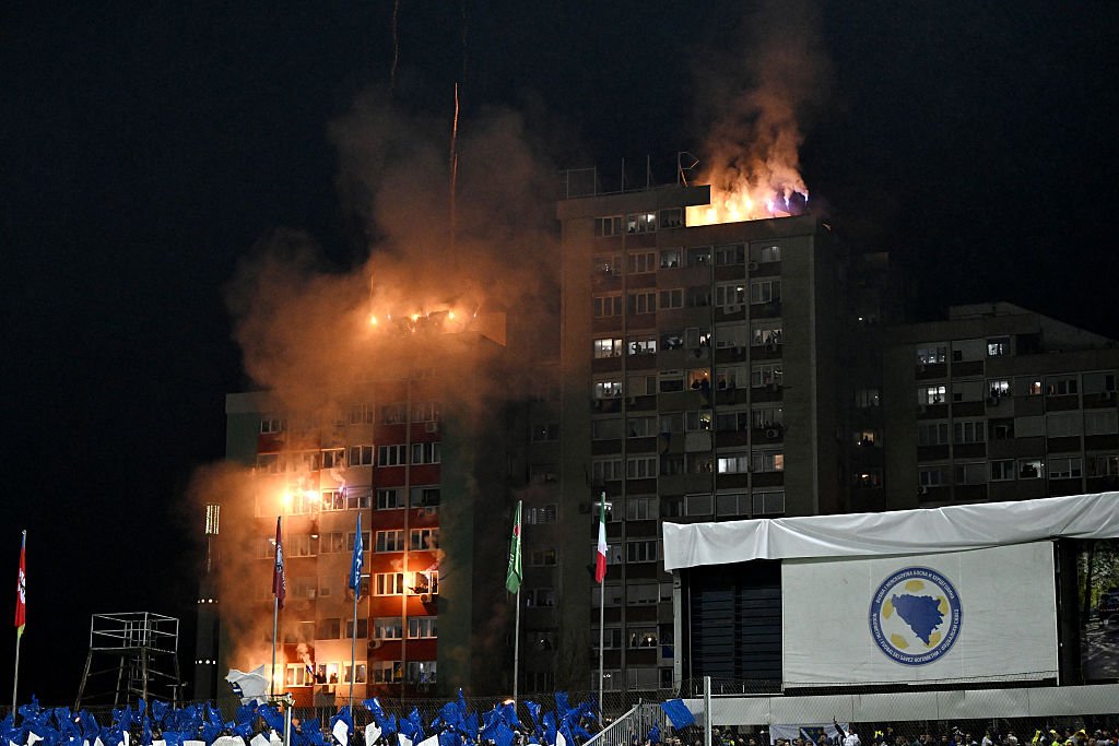 Възкресението на Босна: От руините на "Гърбавица" до небето над Америка