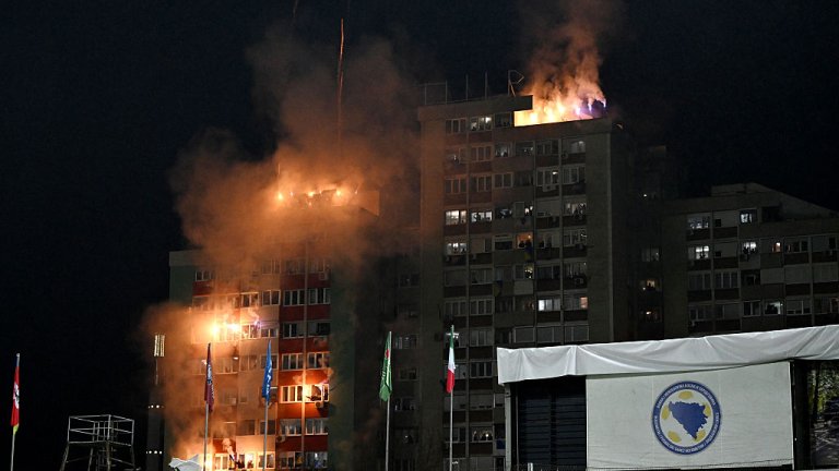 Възкресението на Босна: От руините на "Гърбавица" до небето над Америка