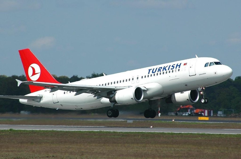 Сред компаниите с най-голям ръст на пътниците е Turkish airlines.