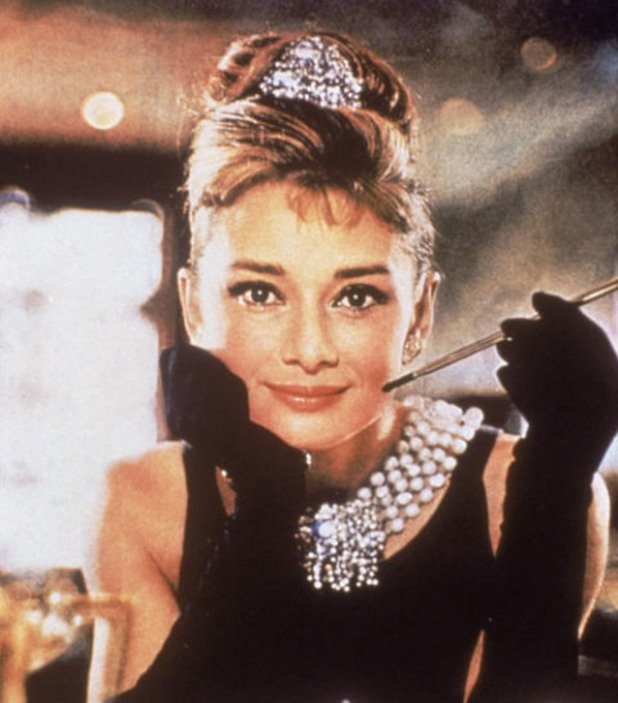 Одри Хепбърн, 1961

"Закуска в Тифани" излезе преди повече от 50 години, но стилът на Одри във филма е основополагащ и до днес