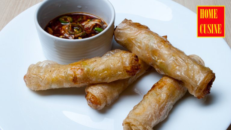 Пролетни рулца с пиле