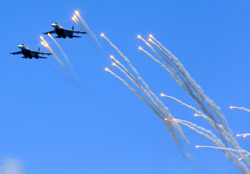руски самолет, су-24