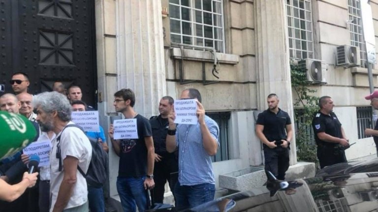 Опитаха се да извършат граждански арест на заместник-министър