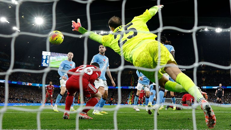 Хауърд Уеб се произнесе защо голът на Ливърпул е бил правилно отменен