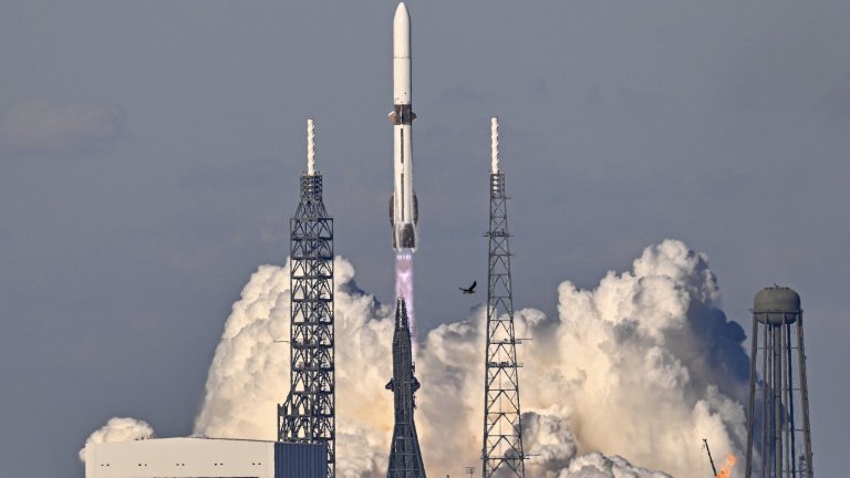 Мисията ESCAPADE ще прави важни изследвания на марсианската атмосфера