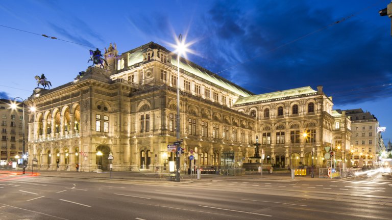 Скучна ли е Виена? Градът покани цялото село Скучно да даде експертно мнение