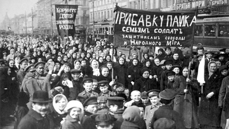 8 март. Без целофан
