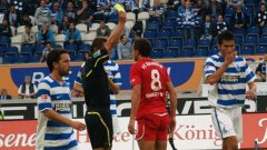 Българският нападател на Енерги Димитър Рангелов вкара гол и получи жълт картон при победата с 2:1 в Дуисбург