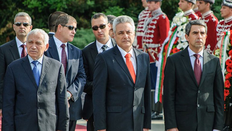 Президентът се надява обществените съвети да останат и при кабинета "Орешарски"