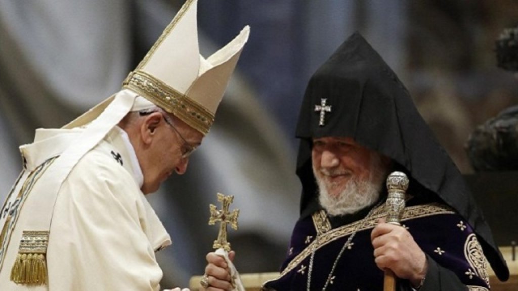 Pope Francis and the head of Armenia’s Orthodox church, Karekin II