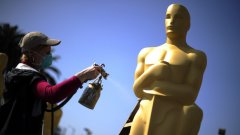 Кои са фаворитите на филмовите критици и Анди Съркис като Тереза Мей