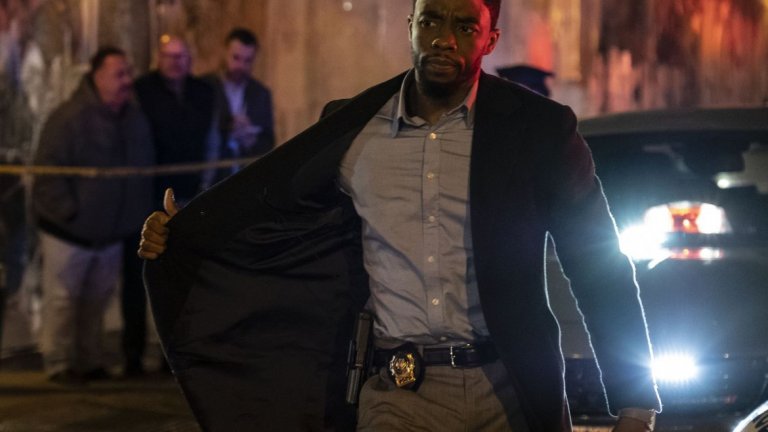 "21 моста" (21 Bridges)
Премиера: 28 февруари
В този трилър детектив от Ню Йорк (Чадуик Бозман от "Черната пантера") е стигнал дъното, но все пак има шанс да изкупи греховете си. Докато разследва убиец на полицаи, той разкрива конспирация, в която са замесени и негови колеги. В последвалото преследване се стига до невиждана до момента ситуация - всички 21 моста, които свързват остров Манхатън с останалата част на Ню Йорк, са затворени...