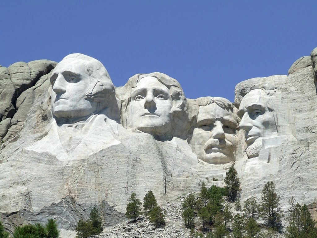 mount-rushmore-monument-landmark-scenic