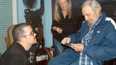 Фидел Кастро в непринудена домашна обстановка
