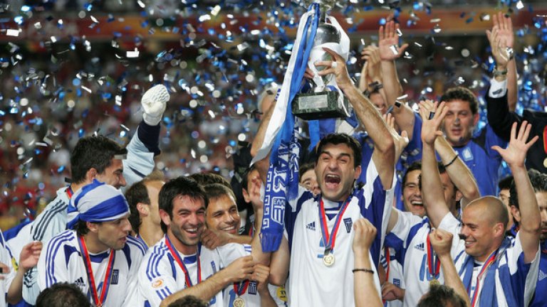 Гърция, 2004
Може би най-шокиращият от всички триумф на абсолютен аутсайдер. Гърците изплуваха от група с Португалия, Испания и Русия. На четвъртфинал бе победена Франция, на полуфинала Чехия, а на финала - домакините от Португалия.