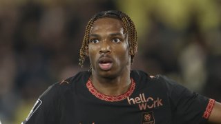 Ливърпул намери дългосрочно решение за защитата, но има един проблем