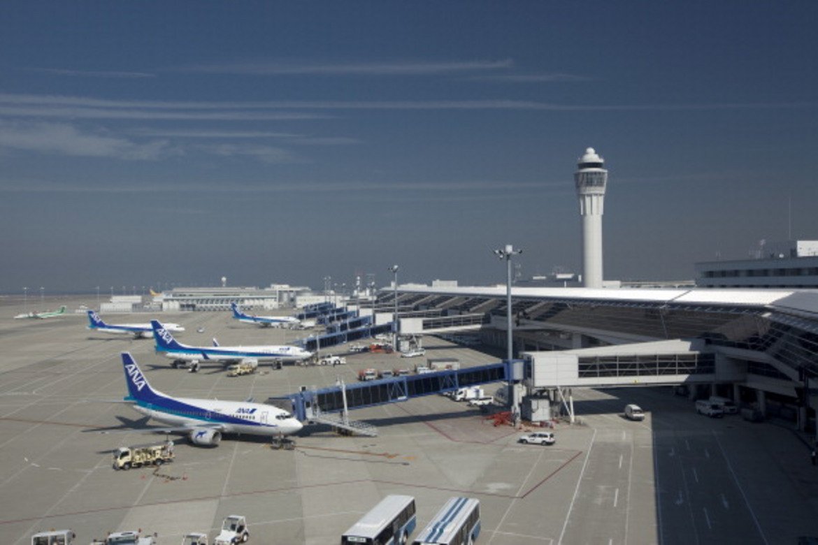 Топ 10 на най-добрите летища

6. Летище Нагоя Чубу Центрер, Япония
Обща оценка: 8,43 от 10
Точност на полетите: 9,0
Качество на обслужването: 8,6
Отзиви на пасажерите: 4,9