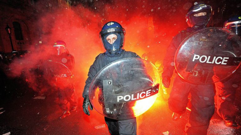 Полицаите във Великобритания например не носят оръжие