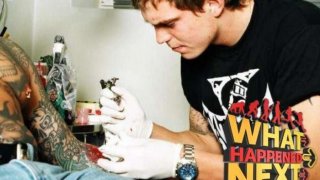 Бившият играч на Ливърпул, който стана татуист и влезе в тоалетния бизнес