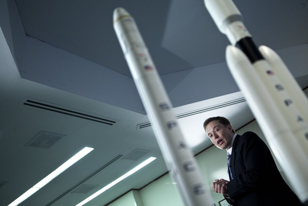 CEO of SpaceX And Tesla Motors Makes Announcement On SpaceX's Latest Venture