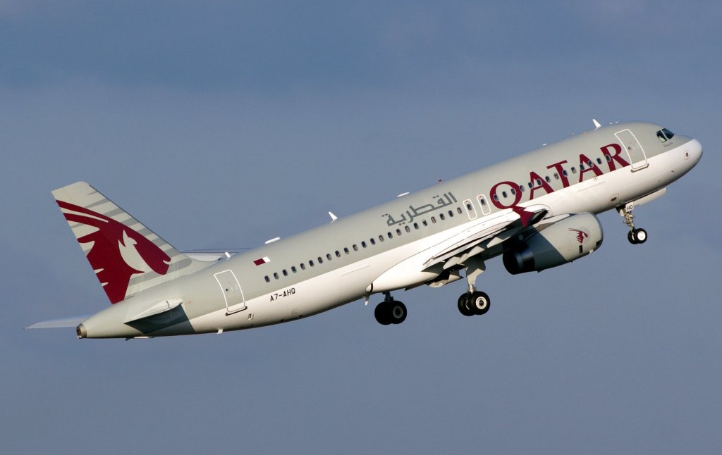 Qatar-Airways-Airbus-A320-200