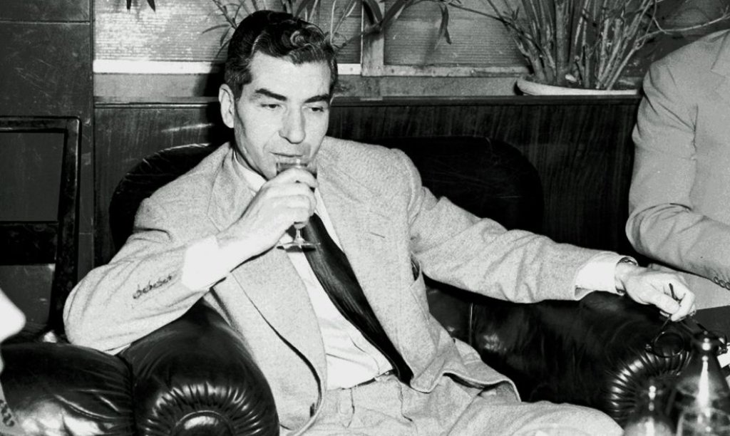 Charles_Lucky_Luciano_(Excelsior_Hotel,_Rome)