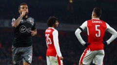 Бертранд се радва след отбелязването на втория гол във вратата на Арсенал