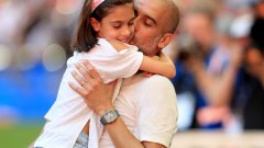 Съпругата и двете дъщери (на снимката е Валентина, кръстена на баща му Валенти) на Гуардиола са били на концерта на Ариана Гранде по време на терористичната атака в Манчестър през 2017 г.