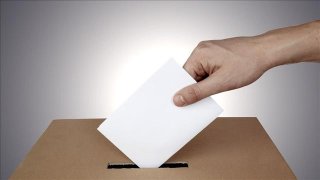 Vote-Ballot-Box---31068500