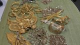 Накитите са открити при проверка на личен багаж в автобус, влизащ от Турция в България