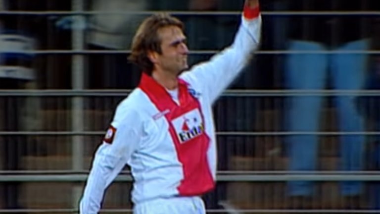 "Имах талант за четвърта дивизия и ум за първа": Головете, които показват, че Клоп се подценява като футболист (видео)